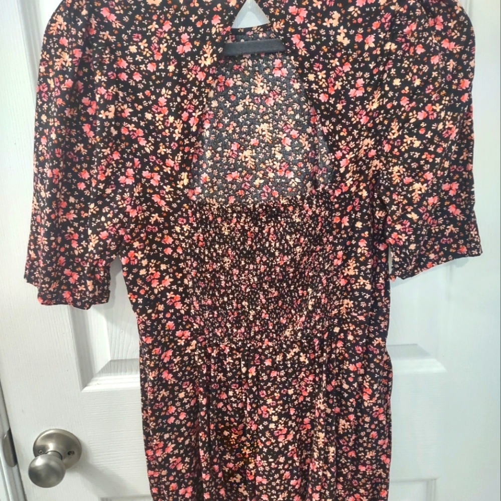 NWOT Old Navy Fit & Flare Puff-Sleeve Smocked Dress Ditsy Floral Size M TALL - Picture 8 of 11